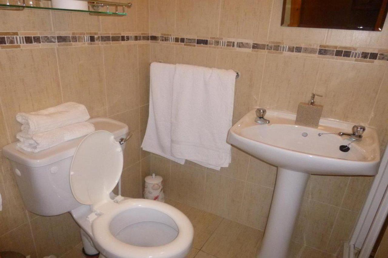 The Ocean Wave Bed & Breakfast Cleggan Esterno foto